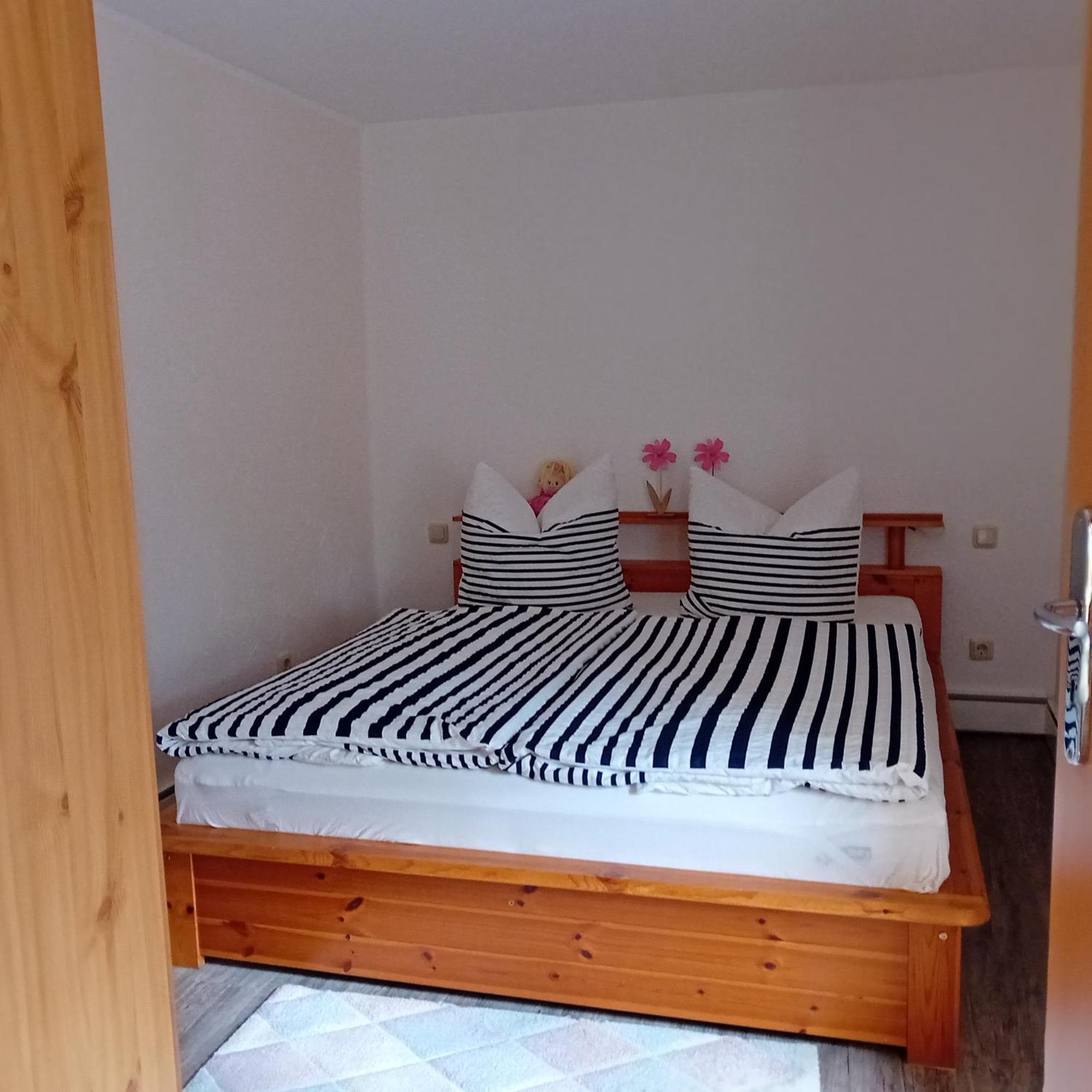 Ferienwohnung Mit Garten Und Spielplatz Клингенталь Экстерьер фото